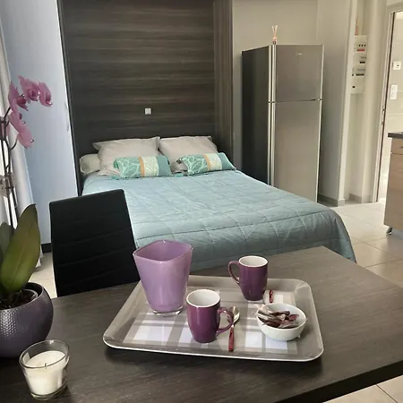 A La Ferriere-aux-etangs, 27 M², Avec Appartement La Ferriere-aux-Etangs
