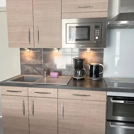 A La Ferriere-aux-etangs, 27 M², Avec *